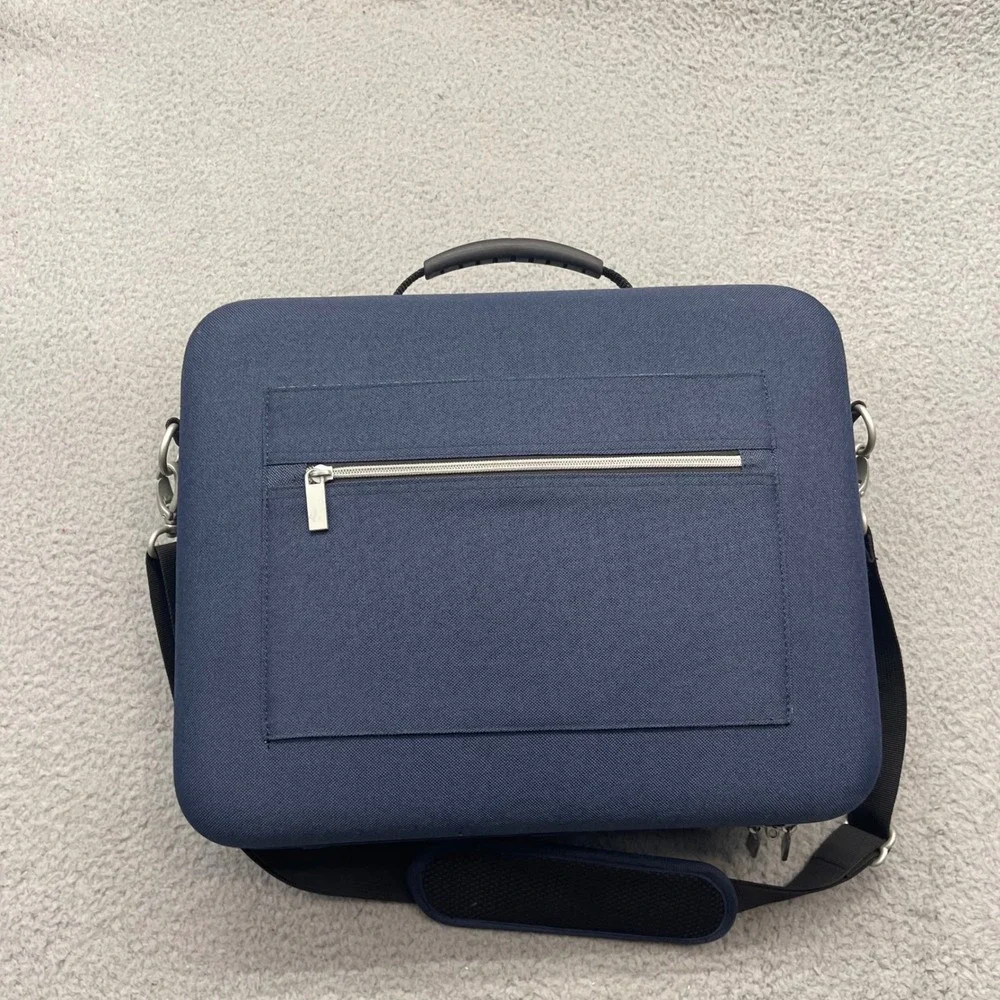 IKEA 702.100.52 Family UPPTÄCKA Briefcase navy blue hard-molded style laptop bag